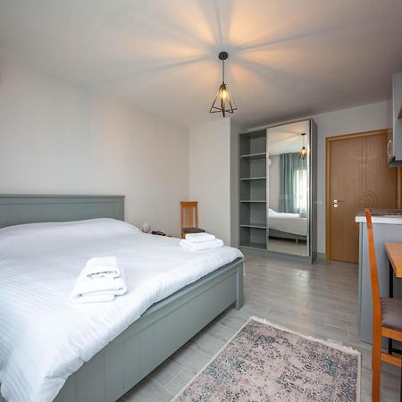 Aerial Hotel & Spa Vlore Exterior photo